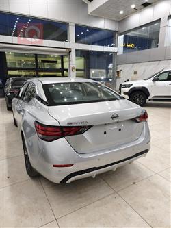 نيسان سنترا